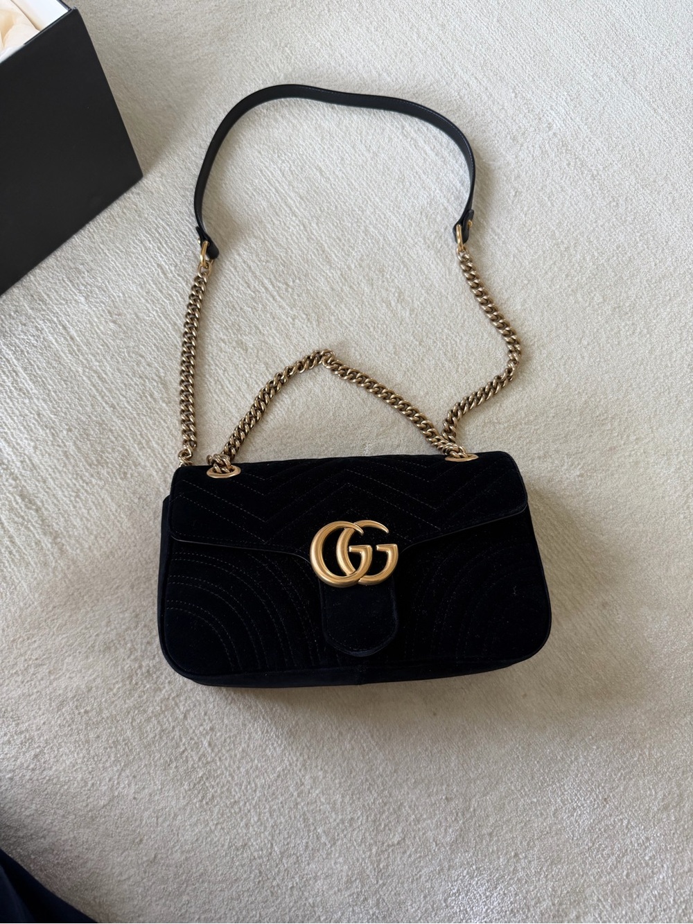 Gucci Black marmont Velvet Shoulder Bag with Gold Double G Chain